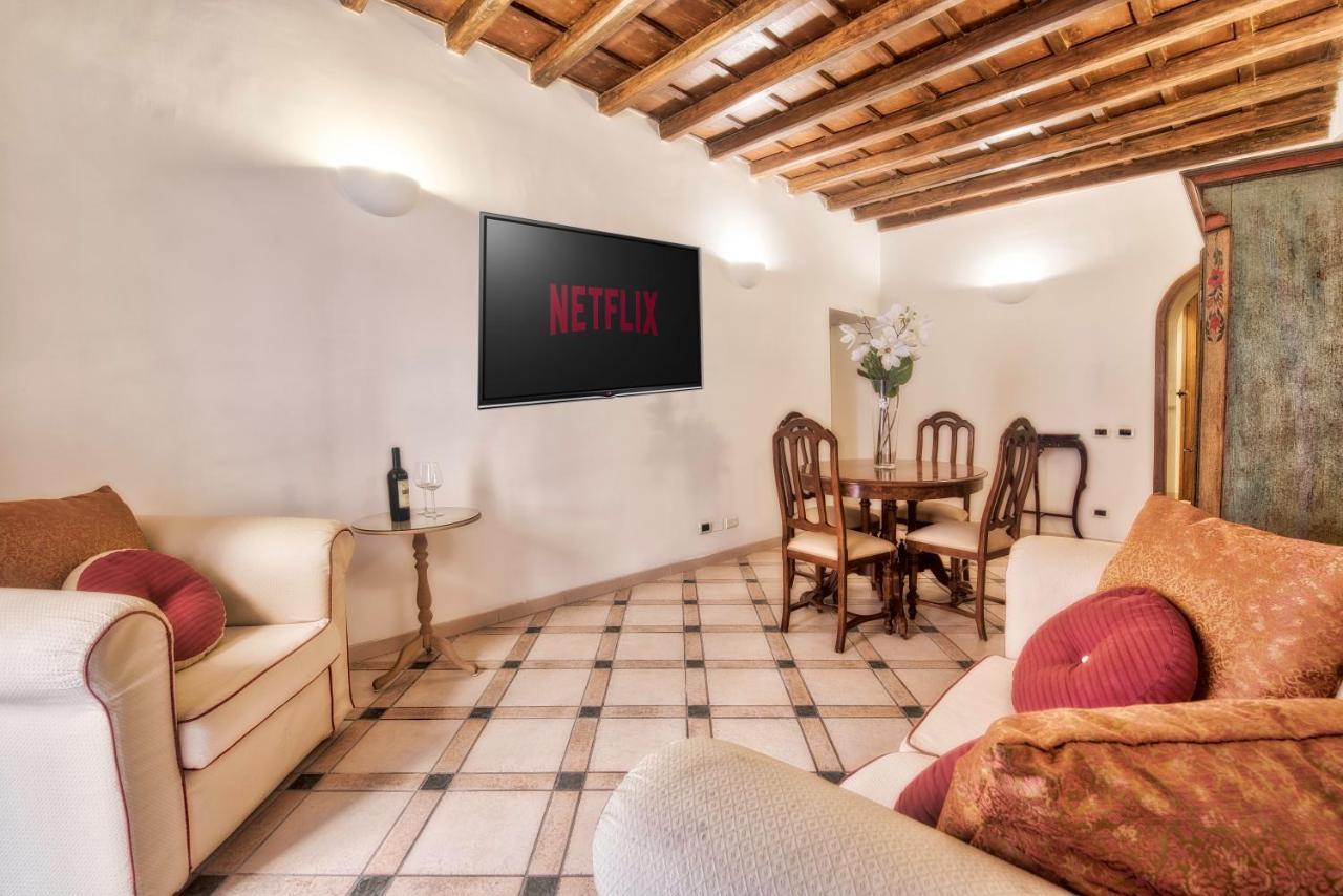 Cozy Navona Apartment Rome Buitenkant foto